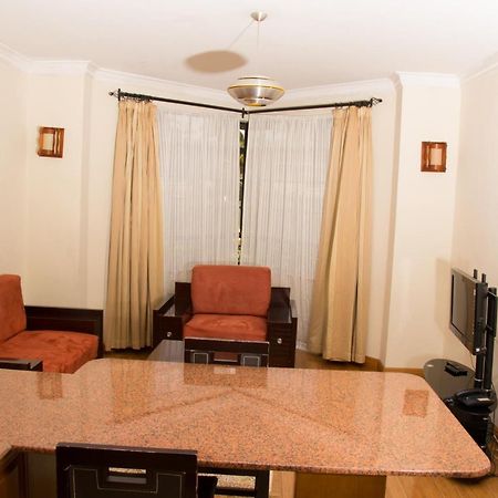 Natural Oak Apartments Nairobi Exterior photo